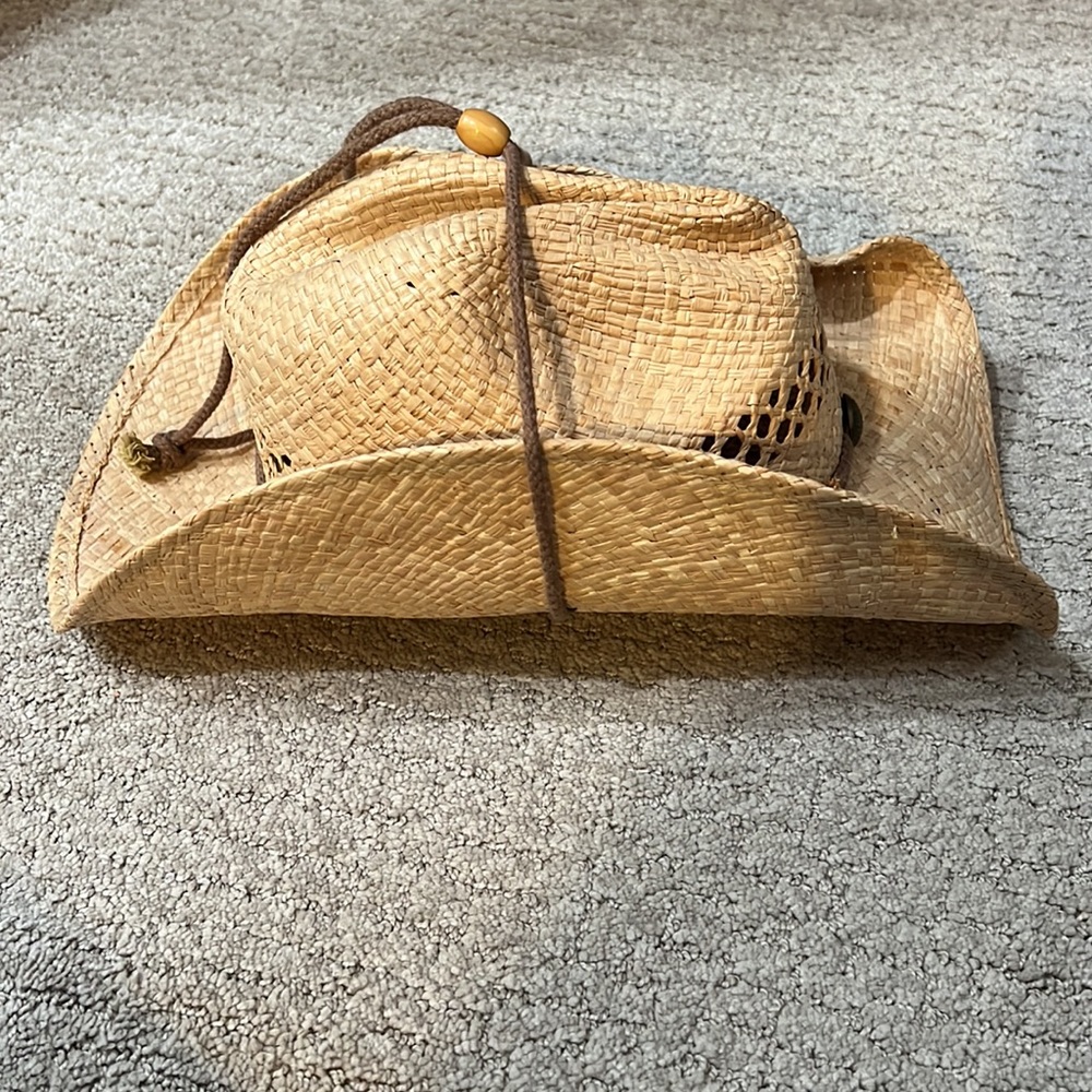 Straw Hat - Picture 4 of 6